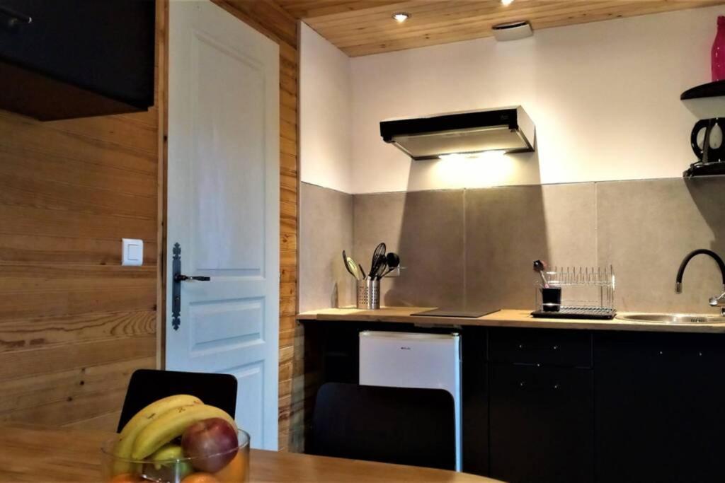 Studio 32M2 - Dans Propriete Avec Vue Imprenable Sur Le Lac Du Salagou Liausson Exterior photo