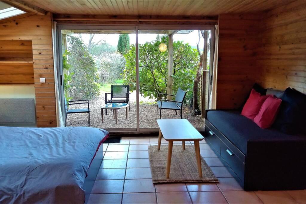 Studio 32M2 - Dans Propriete Avec Vue Imprenable Sur Le Lac Du Salagou Liausson Exterior photo