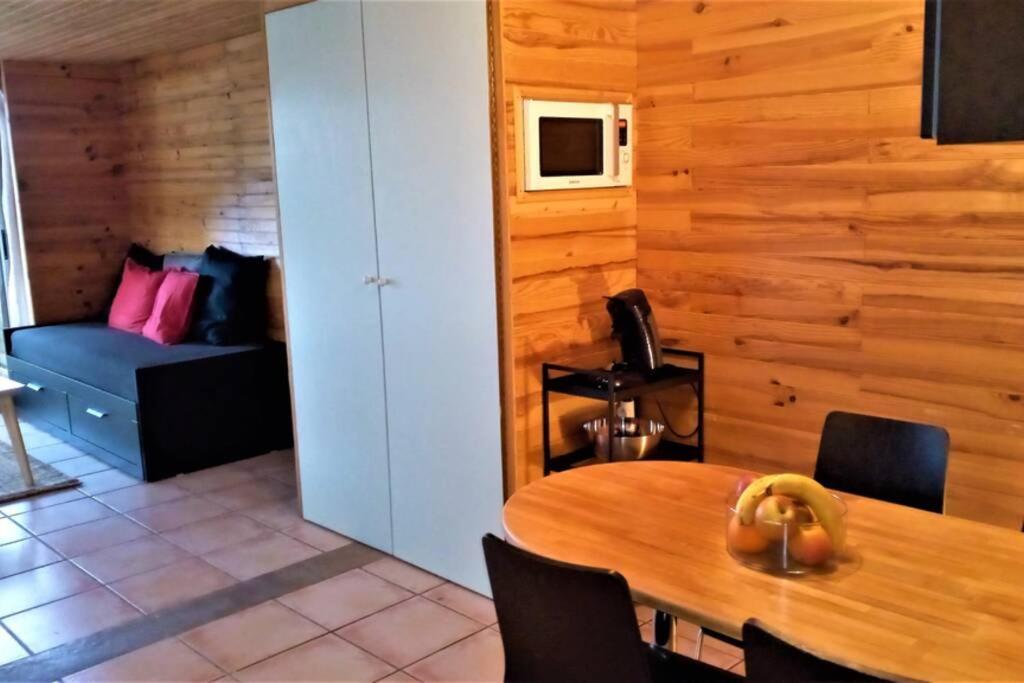 Studio 32M2 - Dans Propriete Avec Vue Imprenable Sur Le Lac Du Salagou Liausson Exterior photo